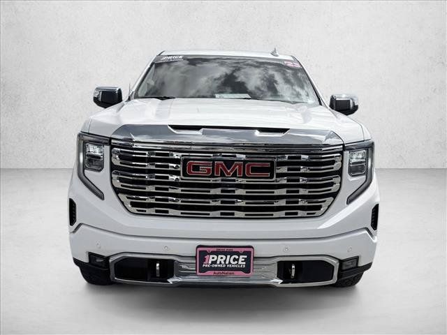 Used 2023 GMC Sierra 1500 Denali w/ Technology Package AWD/4WD image 2