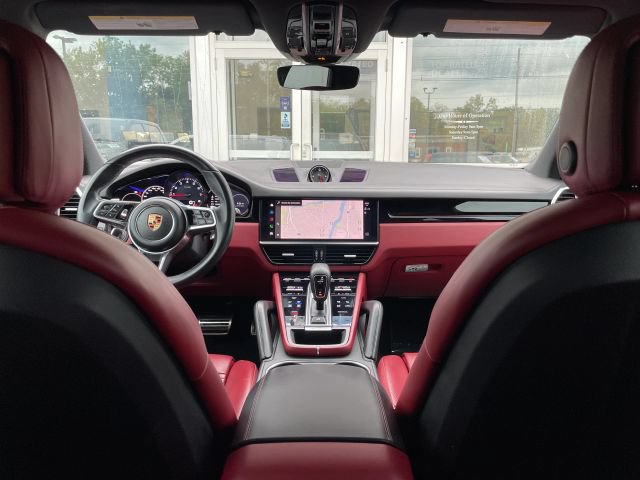 Used 2022 Porsche Cayenne S AWD/4WD image 42