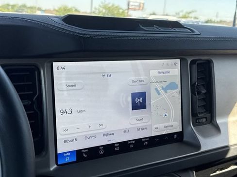 Used 2025 Ford Bronco Outer Banks AWD/4WD image 19