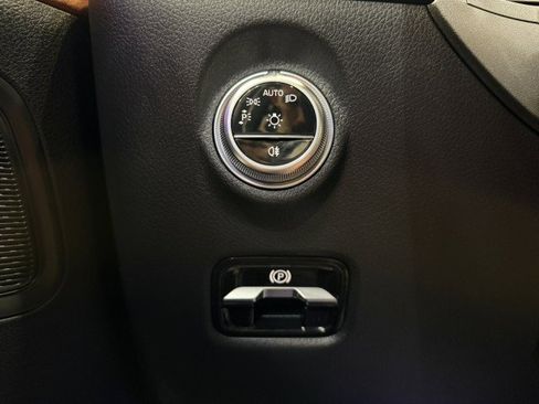 Certified 2024 Mercedes-Benz C 300 Sedan image 20