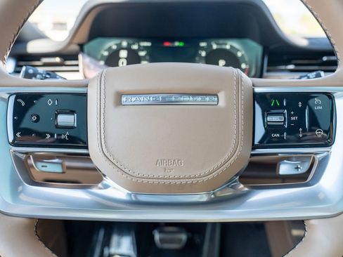 Certified 2023 Land Rover Range Rover SE AWD/4WD image 15