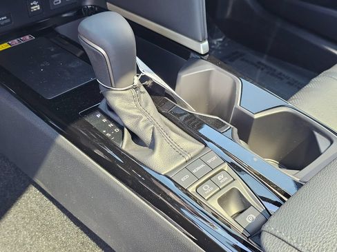 New 2026 Toyota Camry XSE AWD/4WD image 33