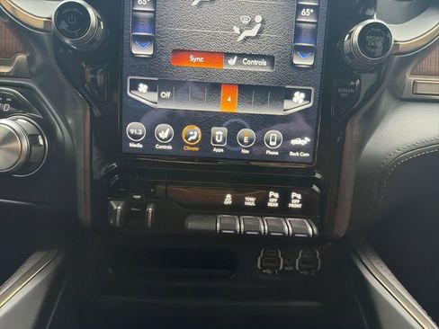 Used 2021 RAM 1500 Limited AWD/4WD image 18