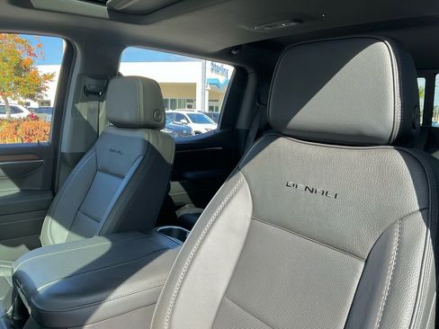Used 2025 GMC Sierra 1500 Denali w/ Denali Reserve Package image 29
