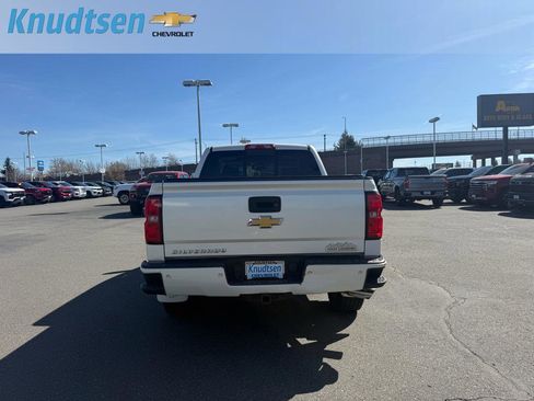 Used 2015 Chevrolet Silverado 1500 High Country image 6