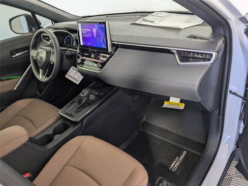 New 2026 Toyota Corolla Cross XLE image 20