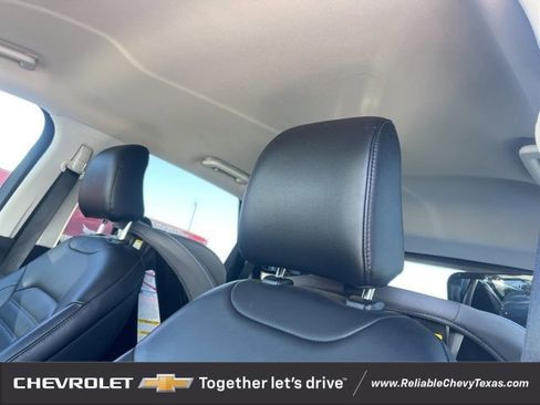 Used 2024 Ford Edge SEL image 10