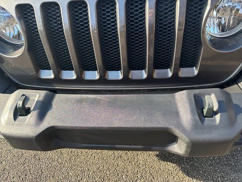 Used 2021 Jeep Wrangler Unlimited Sport S image 29