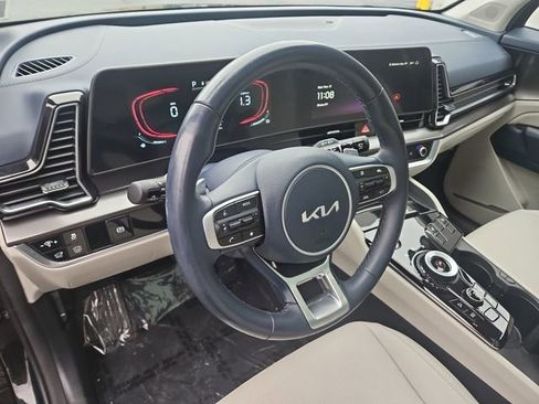 Used 2024 Kia Sportage EX w/ EX Premium Package image 6