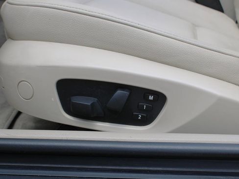 Used 2012 BMW 328i Convertible RWD image 25