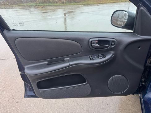 Used 2005 Dodge Neon SXT image 13