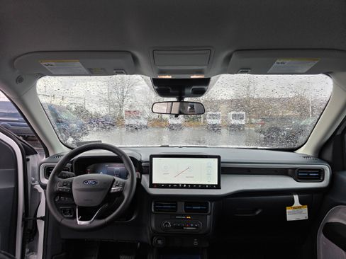 New 2026 Ford Maverick XLT w/ XLT Luxury Package image 11