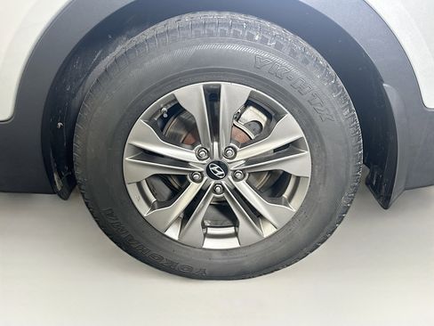 Used 2014 Hyundai Santa Fe Sport w/ Popular Equipment Package 02 image 11