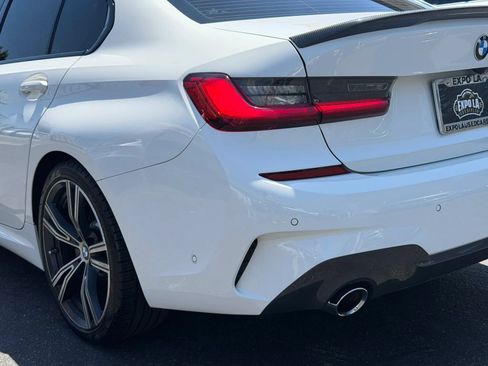 Used 2019 BMW 330i Sedan w/ M Sport Package RWD image 19