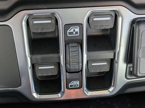 New 2026 Jeep Gladiator Sport AWD/4WD image 23
