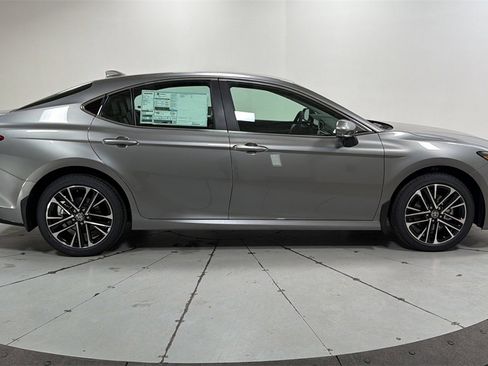 New 2026 Toyota Camry XLE image 6