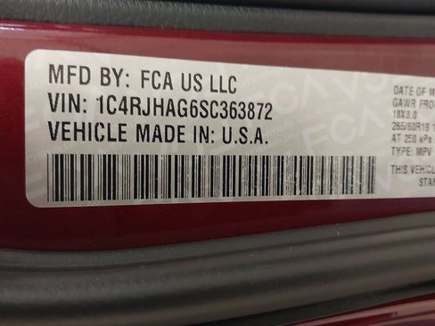 New 2025 Jeep Grand Cherokee Altitude image 34