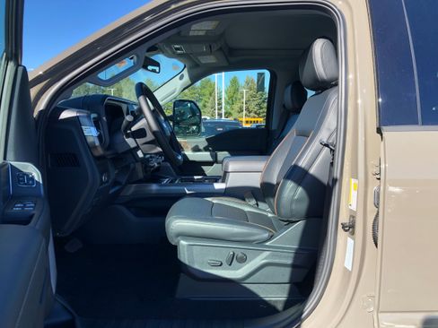 New 2026 Ford F250 Lariat w/ FX4 Off-Road Package image 21