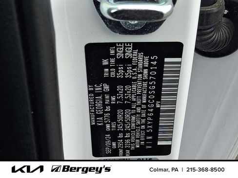 Certified 2025 Kia Telluride S FWD image 33