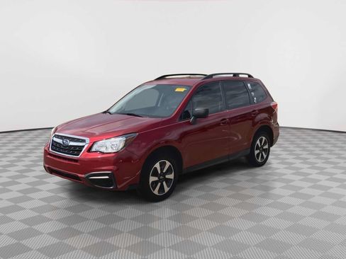 Used 2018 Subaru Forester 2.5i w/ Alloy Wheel Package AWD/4WD image 4
