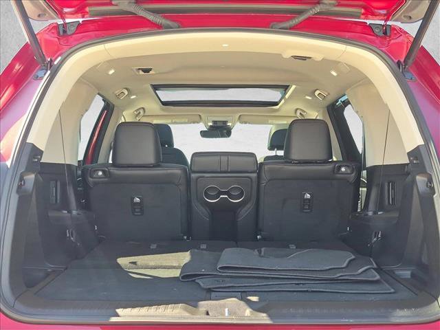 Used 2025 Honda Pilot Elite image 6