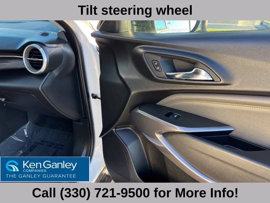 Used 2025 Chevrolet Trax ACTIV w/ Sunroof Package FWD image 56