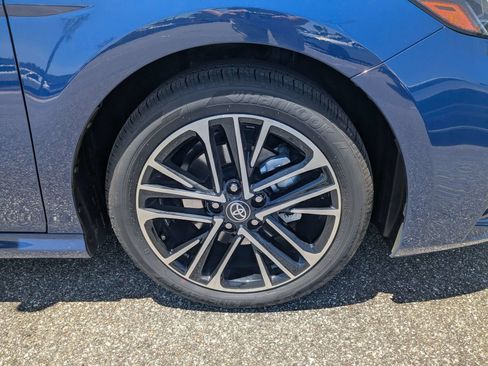 Used 2026 Toyota Camry XLE FWD image 11