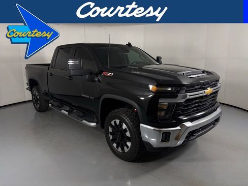 Used 2025 Chevrolet Silverado 2500 LT w/ Convenience Package image 1