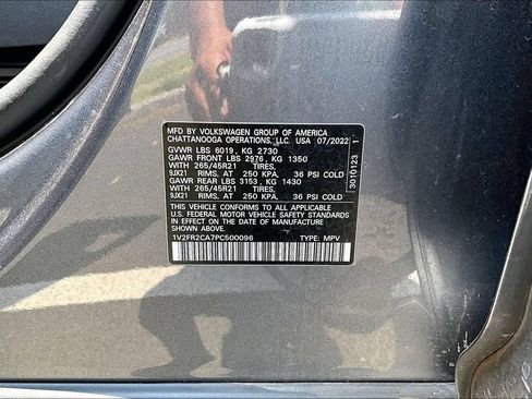 Used 2023 Volkswagen Atlas SEL Premium AWD/4WD image 36