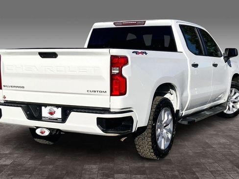 Used 2020 Chevrolet Silverado 1500 Custom w/ Custom Convenience Package image 13
