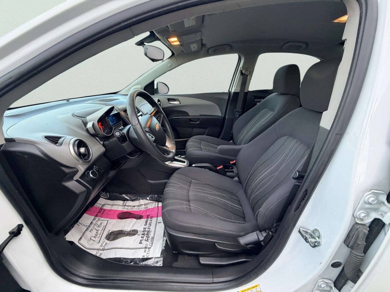 Used 2016 Chevrolet Sonic LT FWD image 16