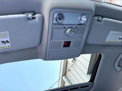 Used 2018 Volkswagen Passat 2.0T SE image 14