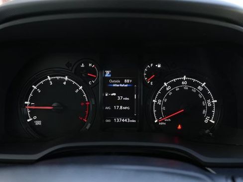 Used 2020 Toyota 4Runner SR5 Premium AWD/4WD image 13