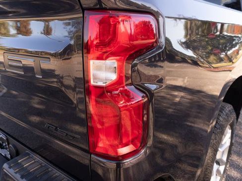 Used 2023 Chevrolet Silverado 1500 RST w/ Z71 Off-Road Package image 38