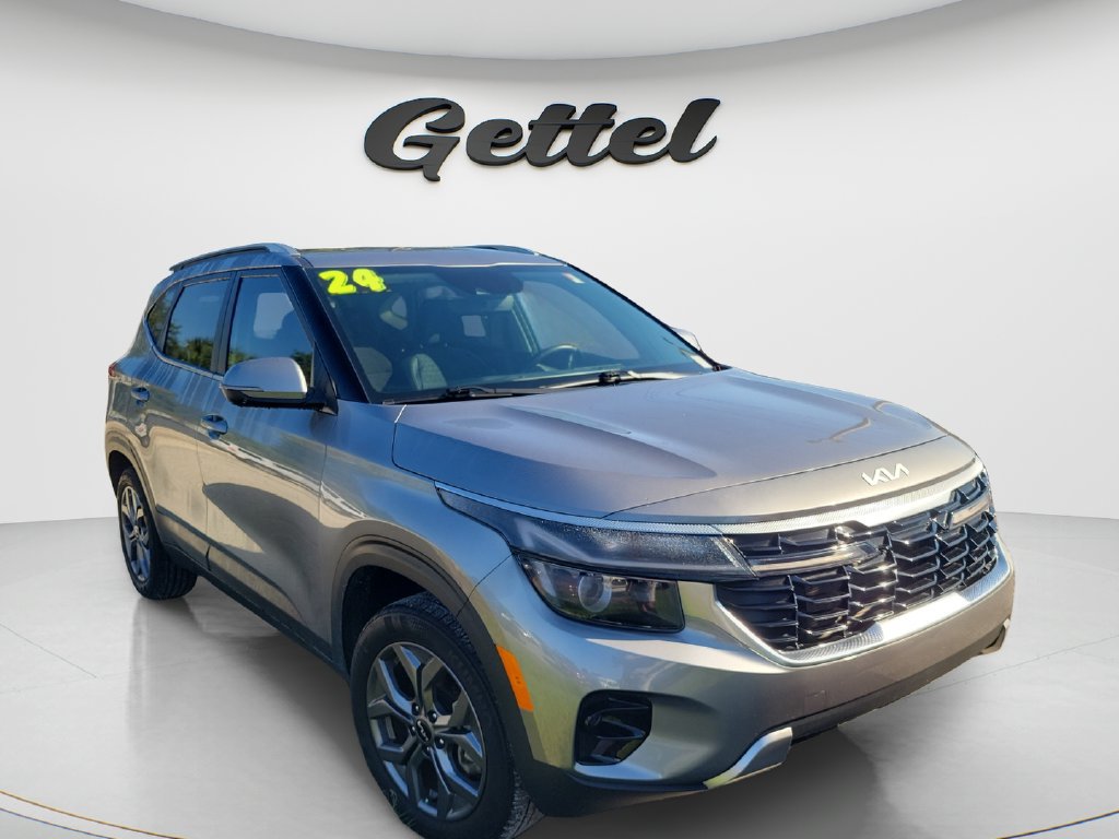 Used 2024 Kia Seltos S AWD/4WD image 1