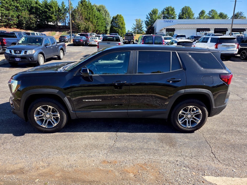 Used 2025 GMC Terrain Elevation w/ Technology Package II AWD/4WD image 6