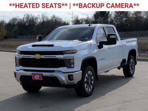 Used 2024 Chevrolet Silverado 2500 LT image 3