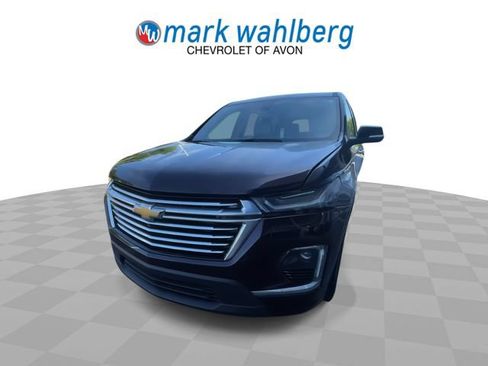 Certified 2023 Chevrolet Traverse Premier FWD image 3