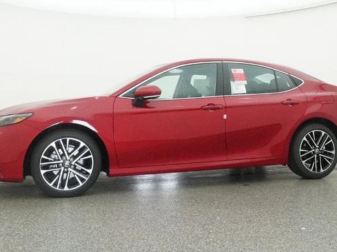 New 2026 Toyota Camry XLE FWD image 18
