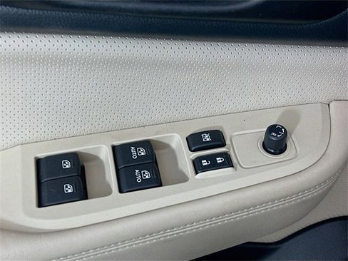 Used 2015 Subaru Outback 2.5i Limited image 17