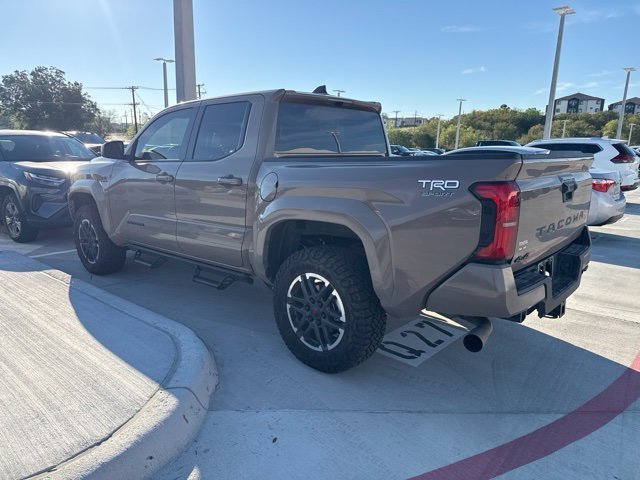 Used 2026 Toyota Tacoma TRD Sport AWD/4WD image 6
