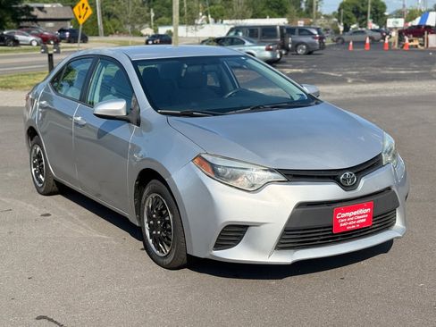 Used 2014 Toyota Corolla L FWD image 3