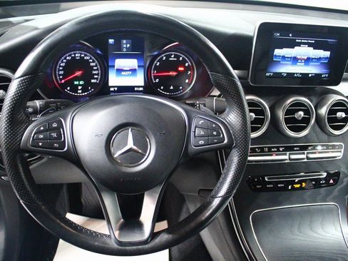 Used 2018 Mercedes-Benz GLC 300 4MATIC image 6