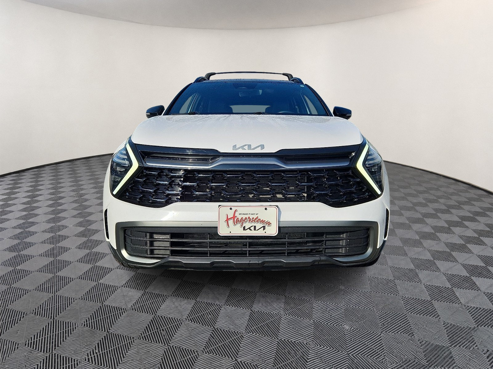 Certified 2024 Kia Sportage X-Line w/ X-Line Premium Package AWD/4WD image 2