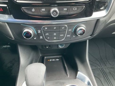 Used 2023 Chevrolet Traverse LT w/ LPO, Floor Liner Package AWD/4WD image 7