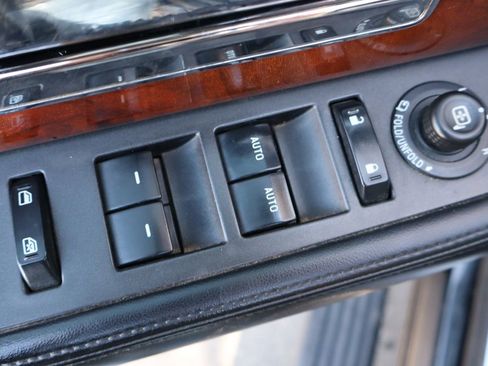 Used 2015 Lincoln Navigator 4WD image 29