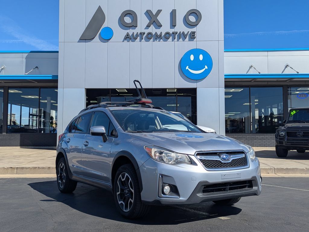 Used 2017 Subaru Crosstrek 2.0i Premium w/ Moonroof Package AWD/4WD image 1