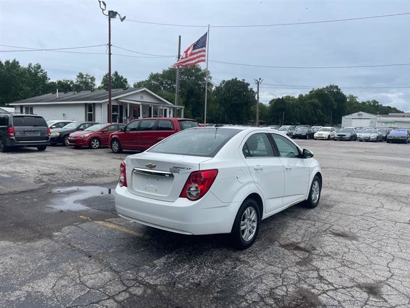 Used 2015 Chevrolet Sonic LT FWD image 5