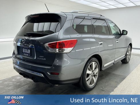 Used 2016 Nissan Pathfinder Platinum image 4