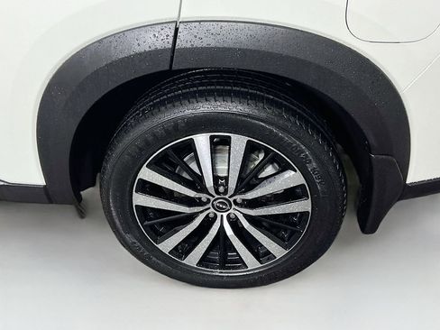 Used 2023 Nissan Pathfinder Platinum image 27